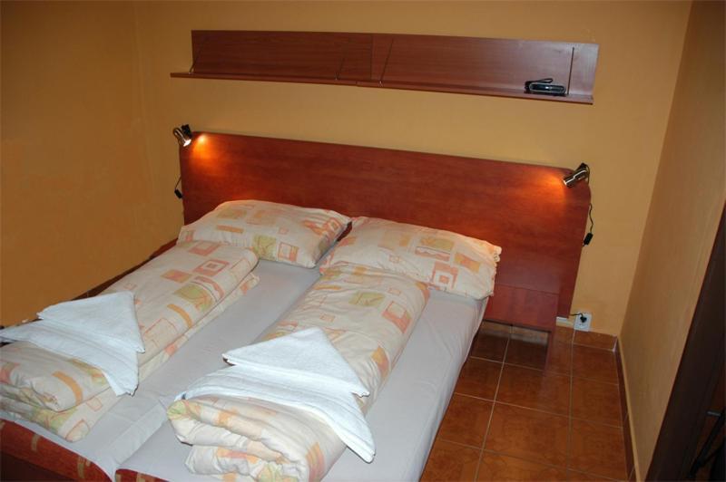 Garni Hotel Sonata Trencianske Teplice Room photo